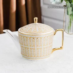 Edle Teekanne aus Bone China – Europäisches Porzellan für Teeliebhaber