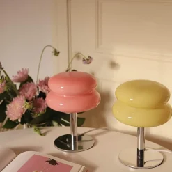 Egg Tart LED-Tischlampe – Dekorative Glasleuchte