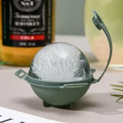 Eiswürfelbereiter mit großer Kugel - Eisballform