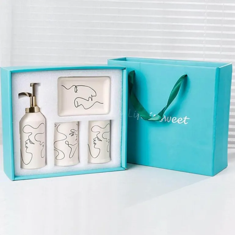 Elegant Line Drawing Bathroom Set - Stylish Home Decor Essentials