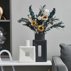 Elegante dekorative Vase – schicker Akzent für die Inneneinrichtung