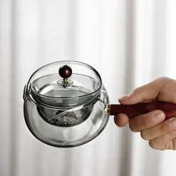 Elegante, drehbare, hitzebeständige Teekanne – zeitloses Design