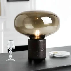 Elegante Marmor-Tischlampe – Moderne Wohnraumbeleuchtung