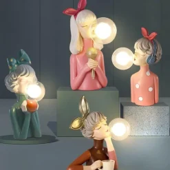 Elegante Tischlampe aus Kunstharz – Stilvolle Schlafzimmerbeleuchtung für Mädchen