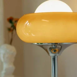 Elegante Tischlampen aus Glas – Dekorative Eierkuchenbeleuchtung