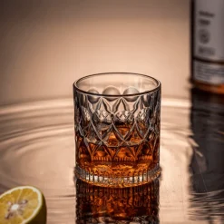 Eleganter Kristallbecher - Borlan Drinkware