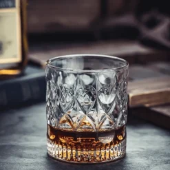 Eleganter Kristallbecher - Borlan Drinkware