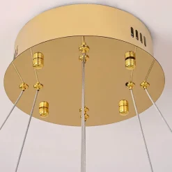 Eleganter Kristallkronleuchter – luxuriöse Beleuchtungskörper