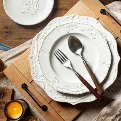 Eleganter Orchideen-Keramikteller - Dekoratives Geschirr