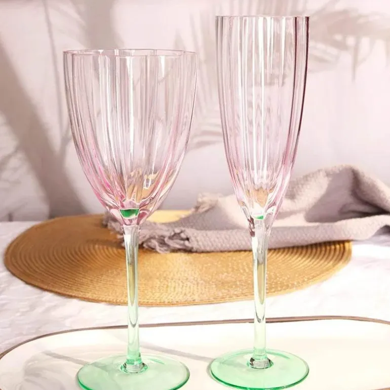 Eleganter Rotweinkelch – Blütenblatt-Veins-Champagnerglas für Restaurants und Feiertage