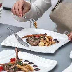Elegantes Porzellan-Geschirrset - Calou Geschirr für die gedeckte Tafel