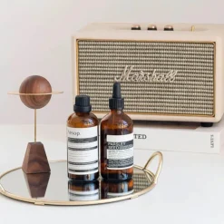 Elegantes Serviertablett aus Spiegelglas – dekoratives Präsentationstablett