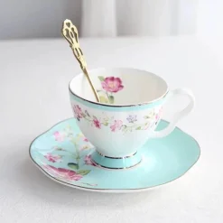 Elegantes Tee- und Kaffeeservice aus Porzellan – Stilvolle Teegeschirr-Kollektion von Coffeeware