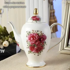 Elegantes Teeservice aus Knochenporzellan – Teekanne, Tassen, Untertassen, Zuckerdose, Krug