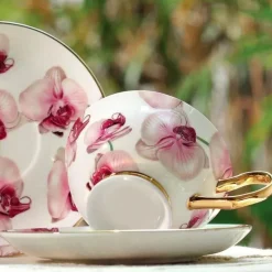 Elegantes Teetassen-Set aus Bone China – 200 ml Kaffeetassen für ein romantisches britisches Café