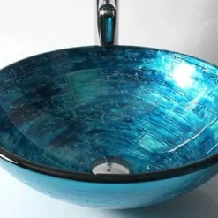 Elegantes Waschbecken aus gehärtetem Glas – Luxus-Waschtisch