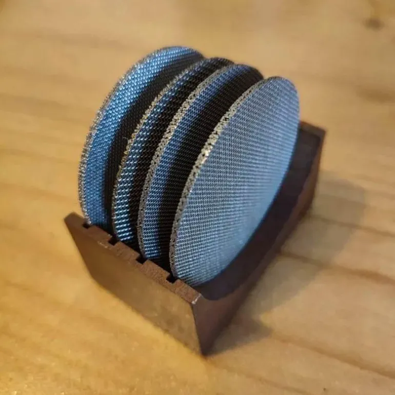 Espresso-Puck-Siebständer für 51–53 mm Siebträger, stilvoller Walnusshalter