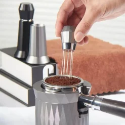 Espresso-Verteilerwerkzeug – WDT Kaffeestampfer und Rührer aus Aluminiumlegierung