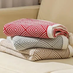 Ethnische Strickdecke - Gemütliches Sofadekor