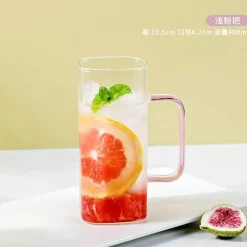 Farbige Glasbecher mit Strohhalm – Lustiges Trinkgeschirr-Set