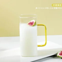 Farbige Glasbecher mit Strohhalm – Lustiges Trinkgeschirr-Set