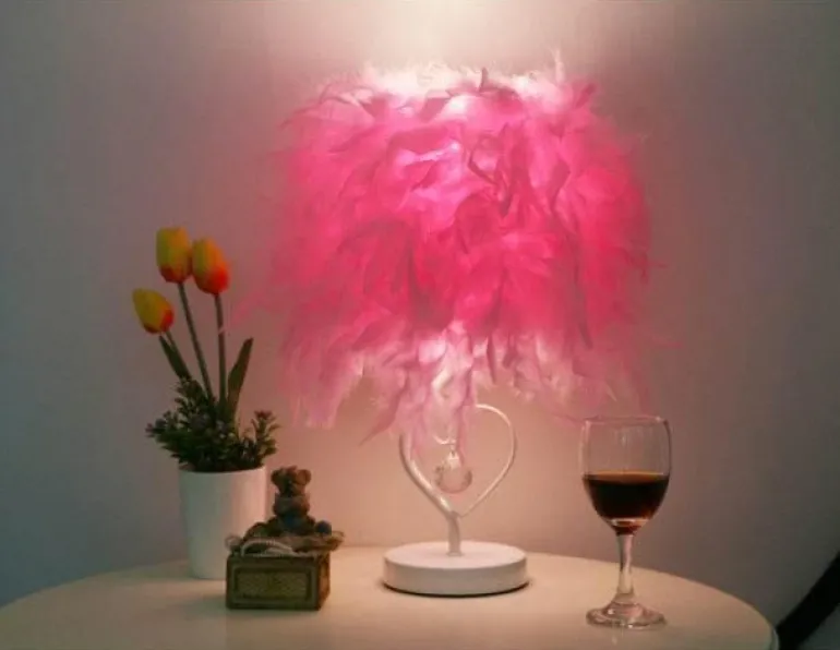 Feather Crystal Table Lamp - Elegant Home Lighting Decor