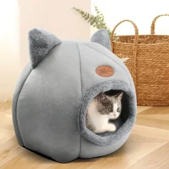 Flauschiges Katzenbett – Gemütlicher Höhlenstil für den Innenbereich