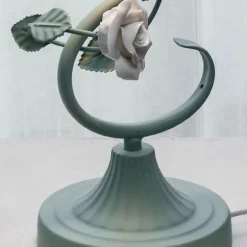 Florale Tischlampe - Elegante Wohnbeleuchtung