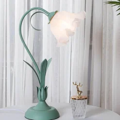 Florale Tischlampe - Elegantes romantisches Nachtlicht