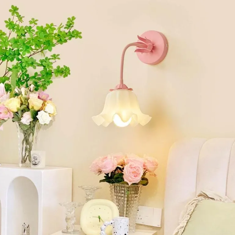 Florale Wandlampe - Elegante Blumenleuchte