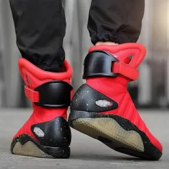 Futuristische LED-Partystiefel – wiederaufladbare Leuchtschuhe