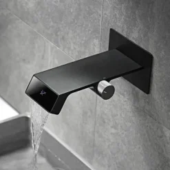 Futuristischer Badezimmerhahn mit Digitalanzeige – Hochwertige Waschbeckenarmatur