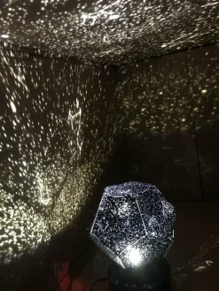 Galaxie-Nachtlichtprojektor – Sternen- und Planetarium-Lichtshow