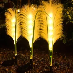 Gartenlaterne aus Schilf – Solar-Dekoleuchte für den Außenbereich