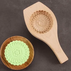 Gebäckbackform aus Holz – süßes Backwerkzeug für Gebäck