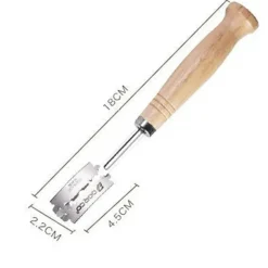 Gebogenes Brotmesser aus Edelstahl mit elegantem Holzgriff für müheloses Schneiden