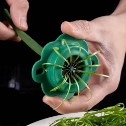 Gemüseschneider „Blossom“ – Einfacher Schneider für die schnelle Essenszubereitung