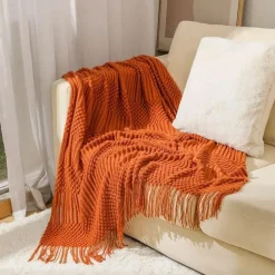 Gemütliche nordische Überwurfdecke – Quastenschal für Bettsofa