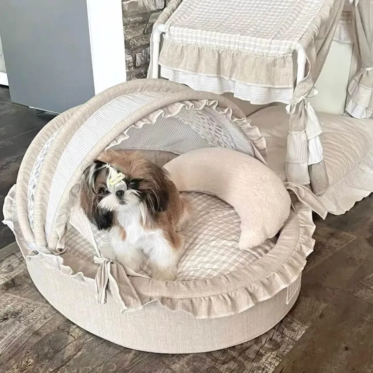 Gemütliches Haustierbett - Deluxe-Thron für Hunde und Katzen