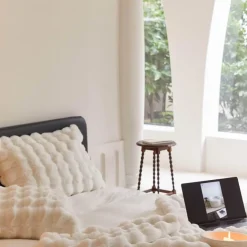 Genevieve Pelz-Überwurfdecke – weiche, gemütliche Dekodecke