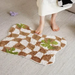 Geometrischer Flächenteppich - Moderner dekorativer Teppich mit unregelmäßigem Gitter