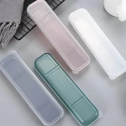 Geschirr-Organizer aus Weizenstroh mit durchsichtigen Schlitzen für einfachen Zugriff und Komfort