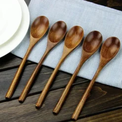 Geschirrset aus Holz mit Löffel und Gabel – 5-teiliges Küchenutensilien-Set