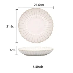 Geschirrset aus weiß glasierter Keramik – Elegante Geschirrkollektion