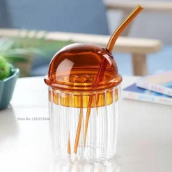 Gestreifter Glasbecher mit Deckel und Strohhalm – 450 ml für Kaffee, Saft, Milch, Tee