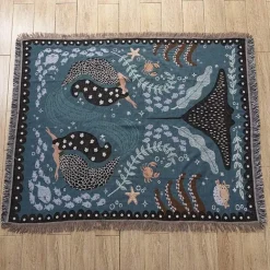 Gestrickte Gobelindecke – Leichte, luxuriöse Dekodecke für das Wohnzimmer im Freien