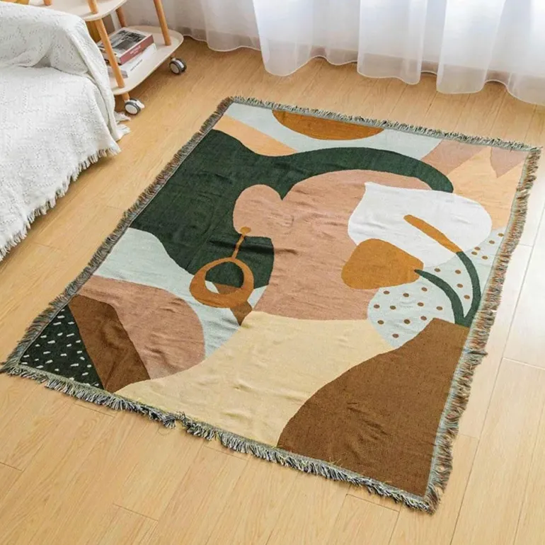 Gestrickte Gobelindecke – Leichte, luxuriöse Dekodecke für das Wohnzimmer im Freien