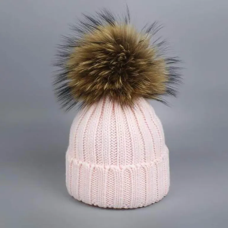 Gestricktes Pelzmütze- und Schal-Set – kuschelige Winteraccessoires