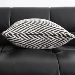 Gewebte Kissenbezüge aus Wolle zum Häkeln - Schwarz-Weiß-Wohndekor