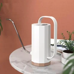 Gießkanne mit Schwanenhals – elegantes geometrisches Design